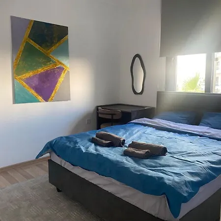 Iskele Ceasar 1and1 *