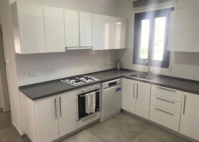 Iskele Ceasar 1and1 * Dherinia